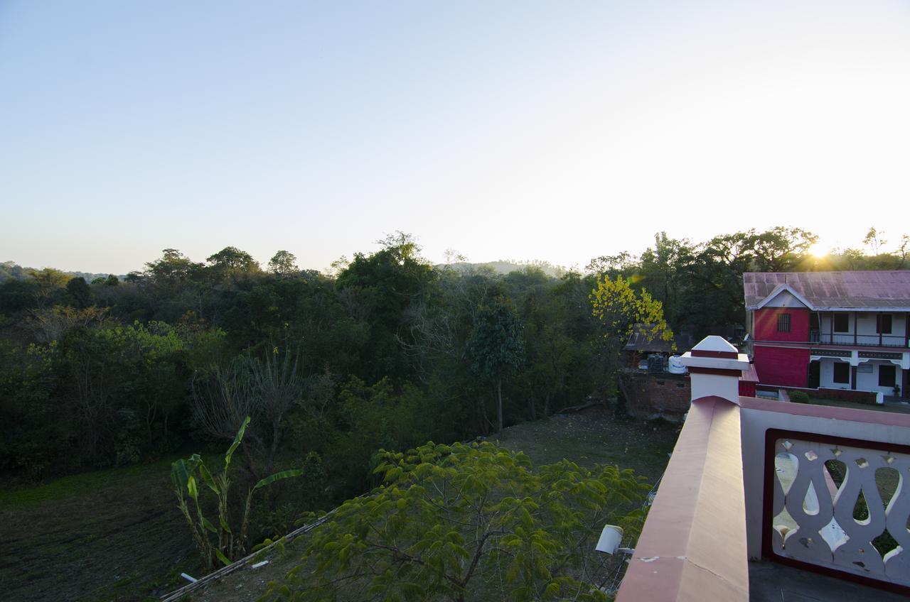 Naurang Yatri Niwas Hotel Garli Exterior photo